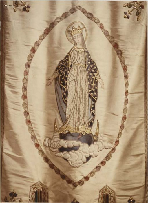 bannière de procession de la Vierge