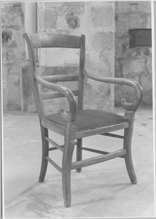 chaises à bras (3) - © Ministère de la Culture (France), Médiathèque du patrimoine et de la photographie, Tous droits réservés