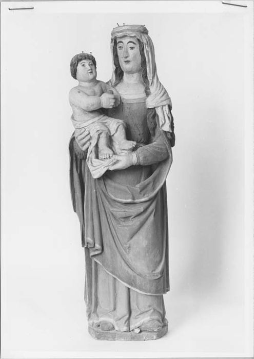 Statue : Vierge à l'Enfant