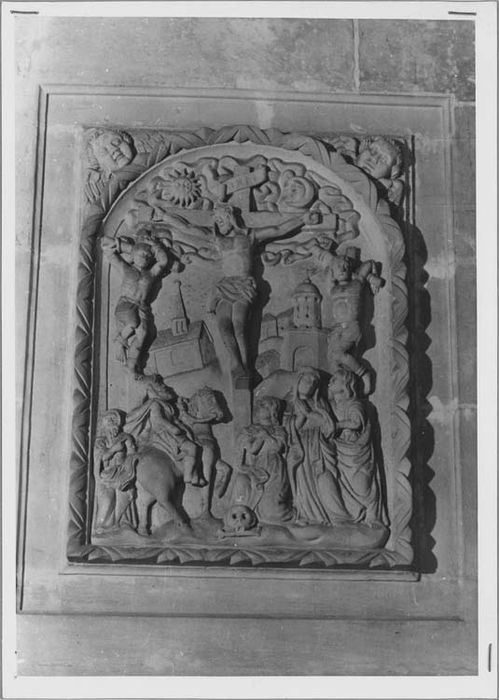 Bas-relief : Crucifixion (La)