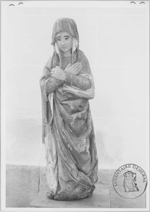 Statue de calvaire : Vierge