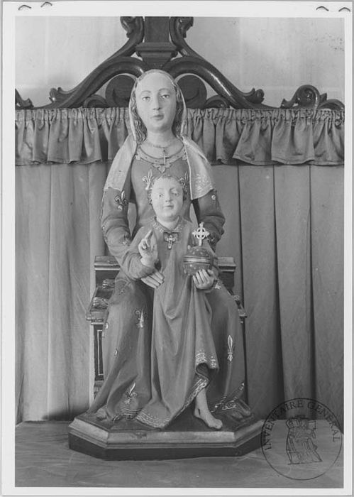 Statue : Vierge à l'Enfant