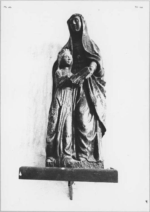statue : Sainte Anne et la Vierge
