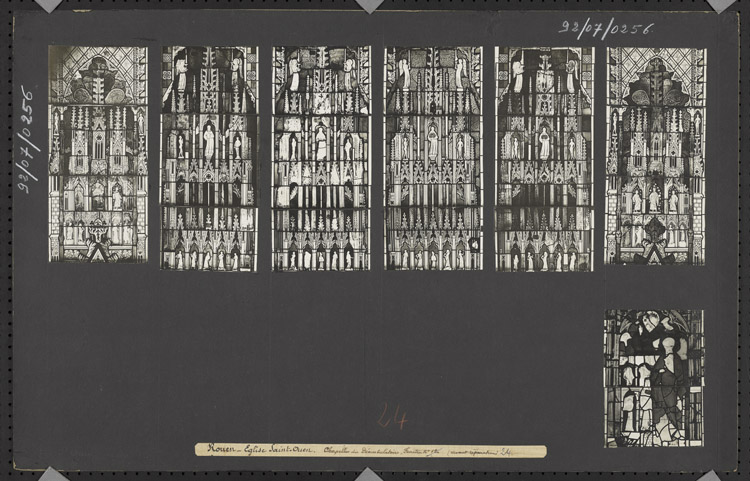 Chapelles du déambulatoire, fenêtre 24, avant réparation