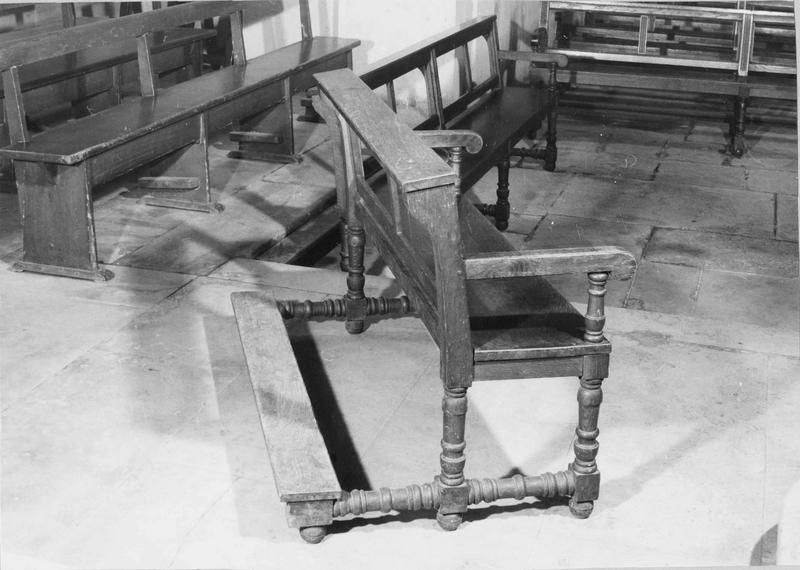 banc à pieds tournés - © Ministère de la Culture (France), Médiathèque du patrimoine et de la photographie (objets mobiliers), tous droits réservés