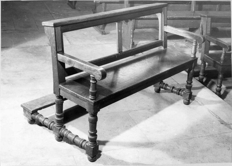 banc à pieds tournés - © Ministère de la Culture (France), Médiathèque du patrimoine et de la photographie (objets mobiliers), tous droits réservés