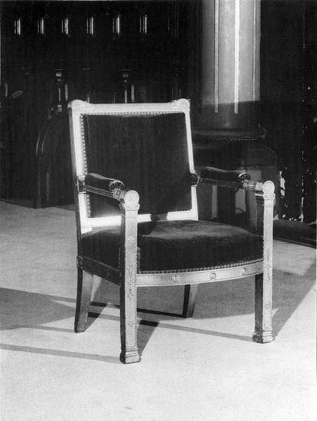 fauteuil de célébrant