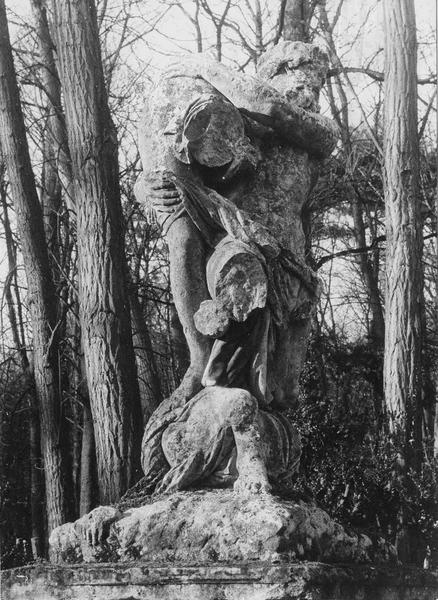 statue : Enlèvement de Proserpine - © Ministère de la Culture (France), Médiathèque du patrimoine et de la photographie (objets mobiliers), tous droits réservés