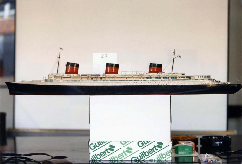 maquette de bateau : Normandie