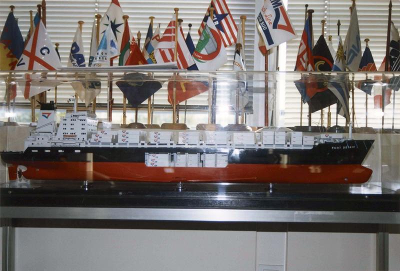 maquette de bateau : Fort Desaix