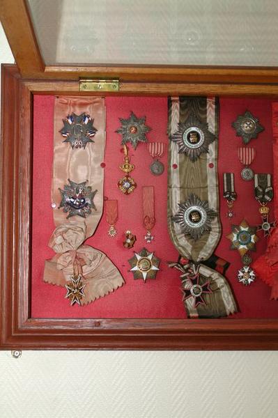 décoration civile ou militaire n°1 à 52