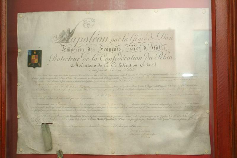 manuscrit (lettre patente) de Napoléon Ier du 26 février 1814 : Attribution du titre de comte de l'Empire au général François Roguet - © Ministère de la Culture (France), Médiathèque du patrimoine et de la photographie (objets mobiliers), tous droits réservés