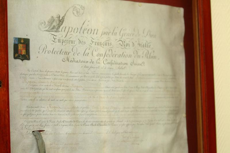manuscrit (lettre patente) de Napoléon Ier du 26 février 1814 : Attribution du titre de comte de l'Empire au général François Roguet - © Ministère de la Culture (France), Médiathèque du patrimoine et de la photographie (objets mobiliers), tous droits réservés