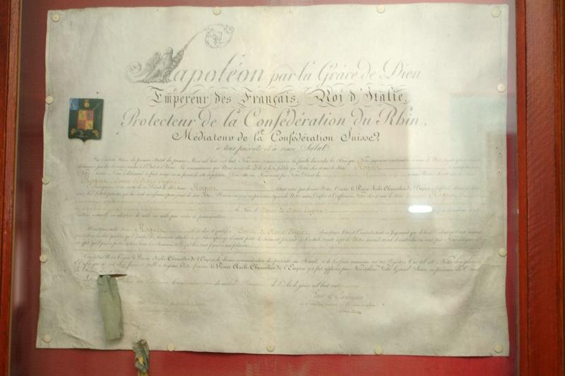manuscrit (lettre patente) de Napoléon Ier du 26 février 1814 : Attribution du titre de comte de l'Empire au général François Roguet - © Ministère de la Culture (France), Médiathèque du patrimoine et de la photographie (objets mobiliers), tous droits réservés