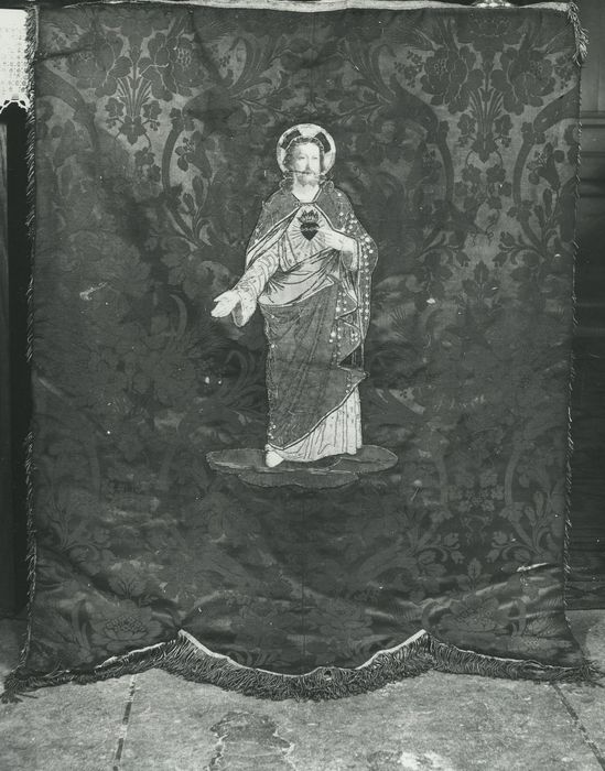 bannière de procession du Sacré-Coeur