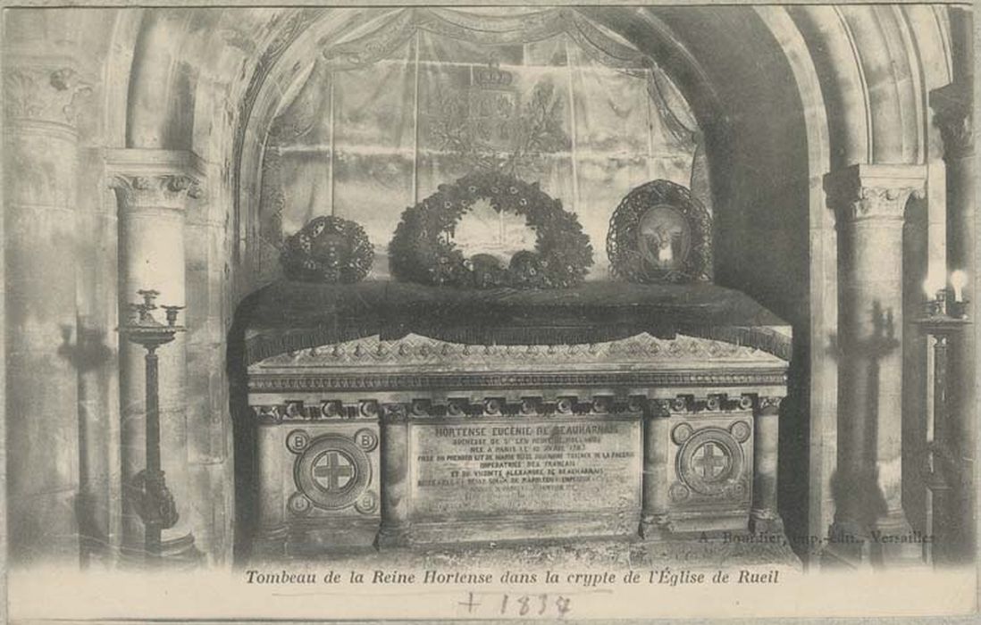 tombeau de la reine Hortense de Beauharnais, élevée sur l'ordre de Napoléon III