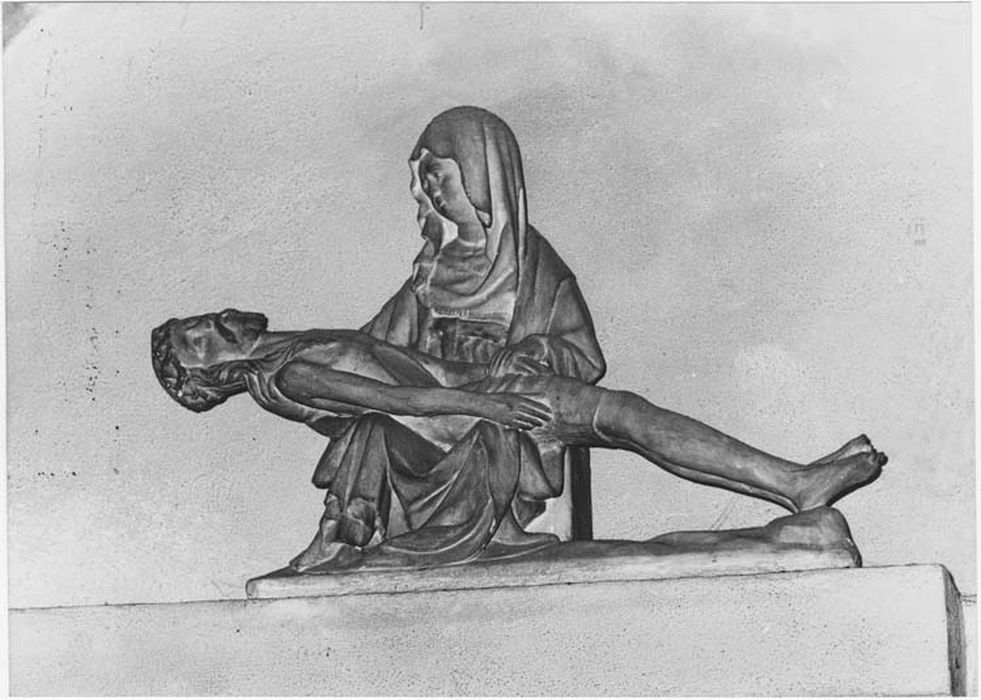 Statue : Pietà