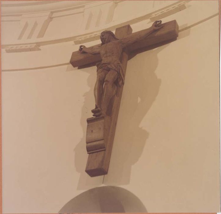 croix (crucifix) : Christ en croix