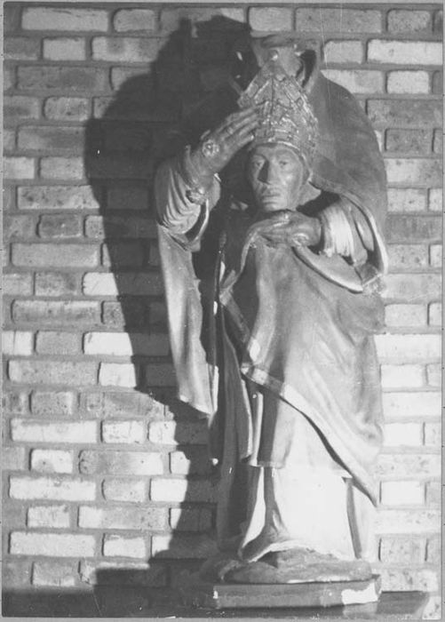 statue : Saint Denis