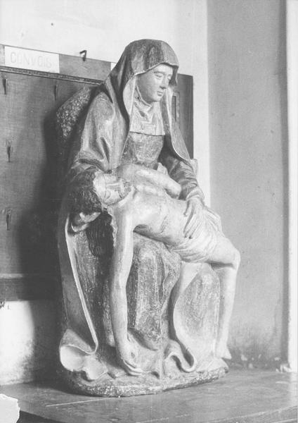 groupe sculpté : Vierge de Pitié