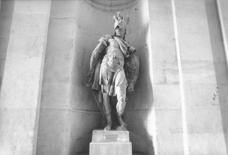 statue : Mars - © Ministère de la Culture (France), Médiathèque du patrimoine et de la photographie (objets mobiliers), tous droits réservés