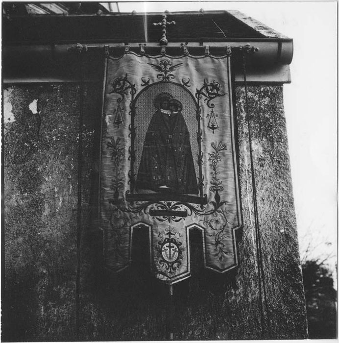 bannière de procession : Notre Dame des Anges (avers) - © Ministère de la Culture (France), Médiathèque du patrimoine et de la photographie, Tous droits réservés