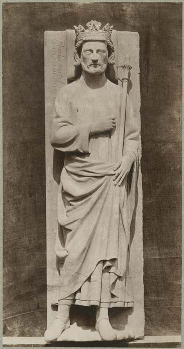 statue (gisant) : Charles Martel, maire de palais de France