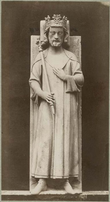 statue (gisant) : Louis VI le Gros, roi de France - © Ministère de la Culture (France), Médiathèque du patrimoine et de la photographie, diffusion GrandPalaisRmn Photo