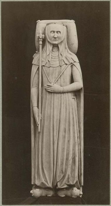 statue (gisant) : Blanche de Navarre, seconde épouse de Philippe VI, roi de France