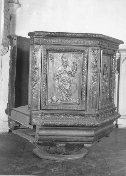 chaire à prêcher (cuve), vue générale - © Ministère de la Culture (France), Médiathèque du patrimoine et de la photographie (objets mobiliers), tous droits réservés