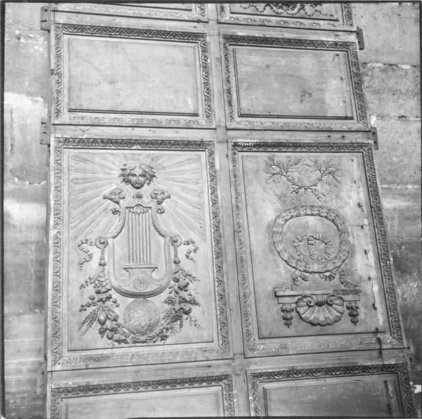 armoire-bibliothèque, détail