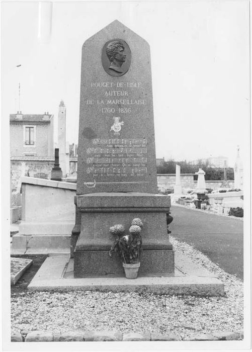 tombe de Rouget de Lisle - © Ministère de la Culture (France), Médiathèque du patrimoine et de la photographie, Tous droits réservés