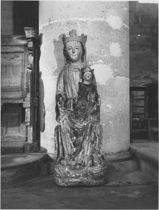 statue : Vierge à l'Enfant