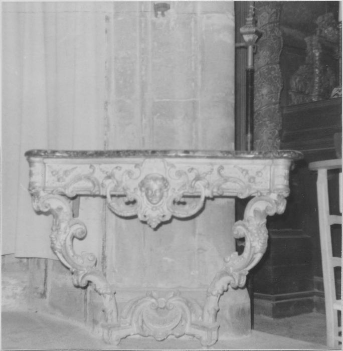 table console de style Louis XIV - © Ministère de la Culture (France), Médiathèque du patrimoine et de la photographie, diffusion RMN-GP