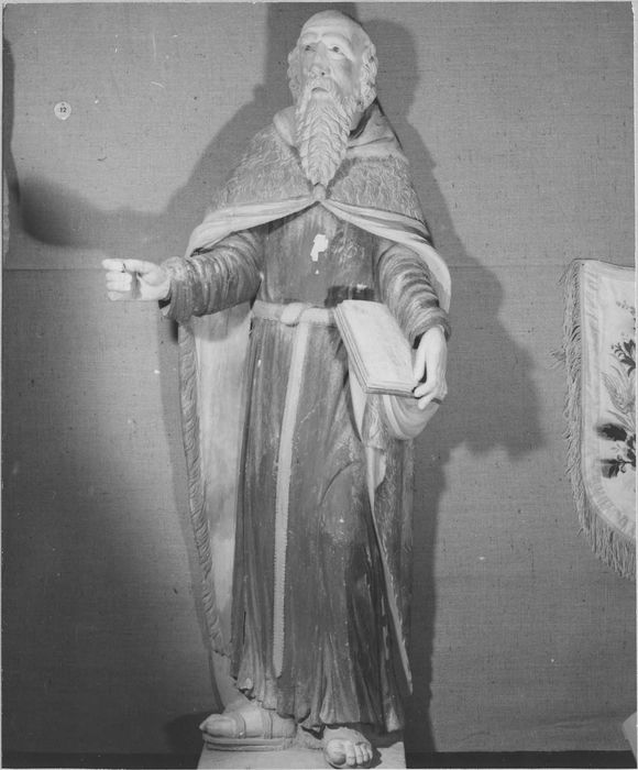 statue : saint Gilles