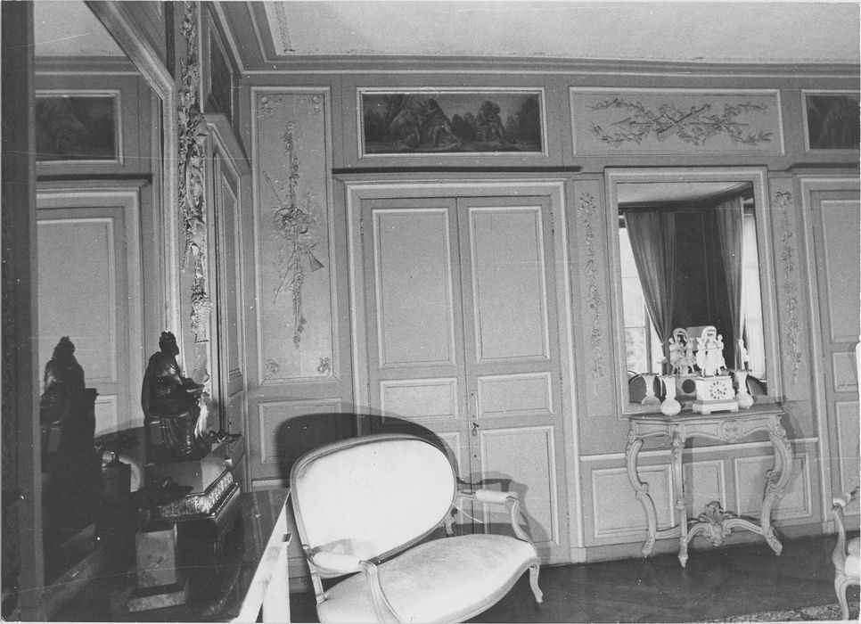 revêtement mural (décor intérieur du salon)