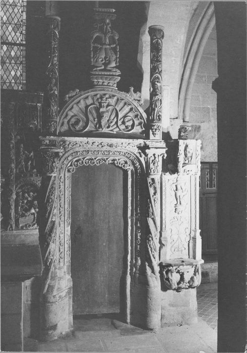 retable, porte senestre