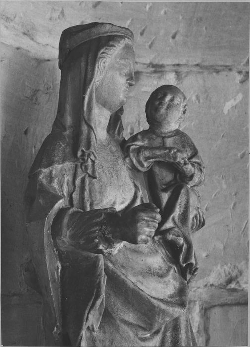 statue : Vierge à l'Enfant, détail  - © Ministère de la Culture (France), Médiathèque du patrimoine et de la photographie, diffusion RMN-GP