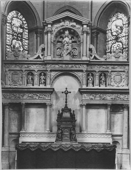 autel, retable (maître-autel), détail