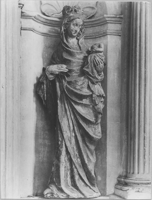 statuette : Vierge à l'Enfant