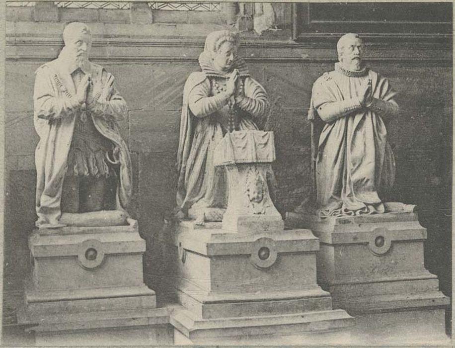 statue funéraire de François Nicolas IV de Neufville, duc de Villeroy ;statue funéraire de Nicolas III Legendre de Neufville, marquis de Villeroy, seigneur de Magny ;statue funéraire de Madeleine de Laubespine