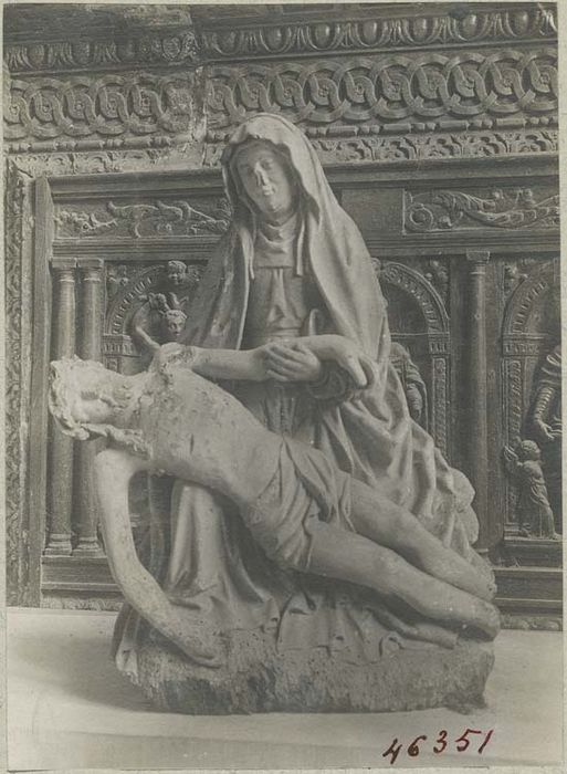 groupe sculpté : Vierge de Pitié