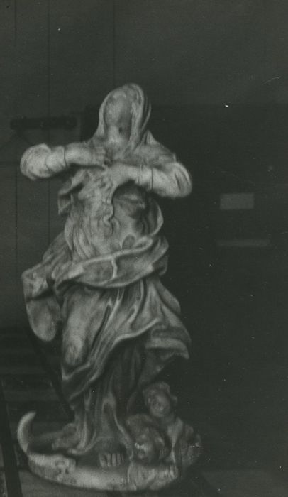 statue : immaculée conception (l')