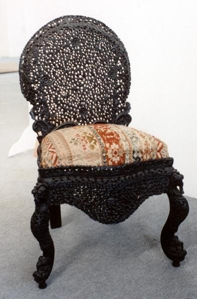 4 chaises indo-portugaises