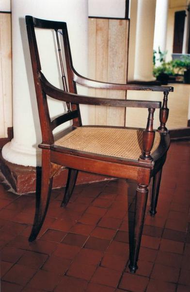 fauteuil à bandeaux - © Ministère de la Culture (France), Médiathèque du patrimoine et de la photographie, tous droits réservés