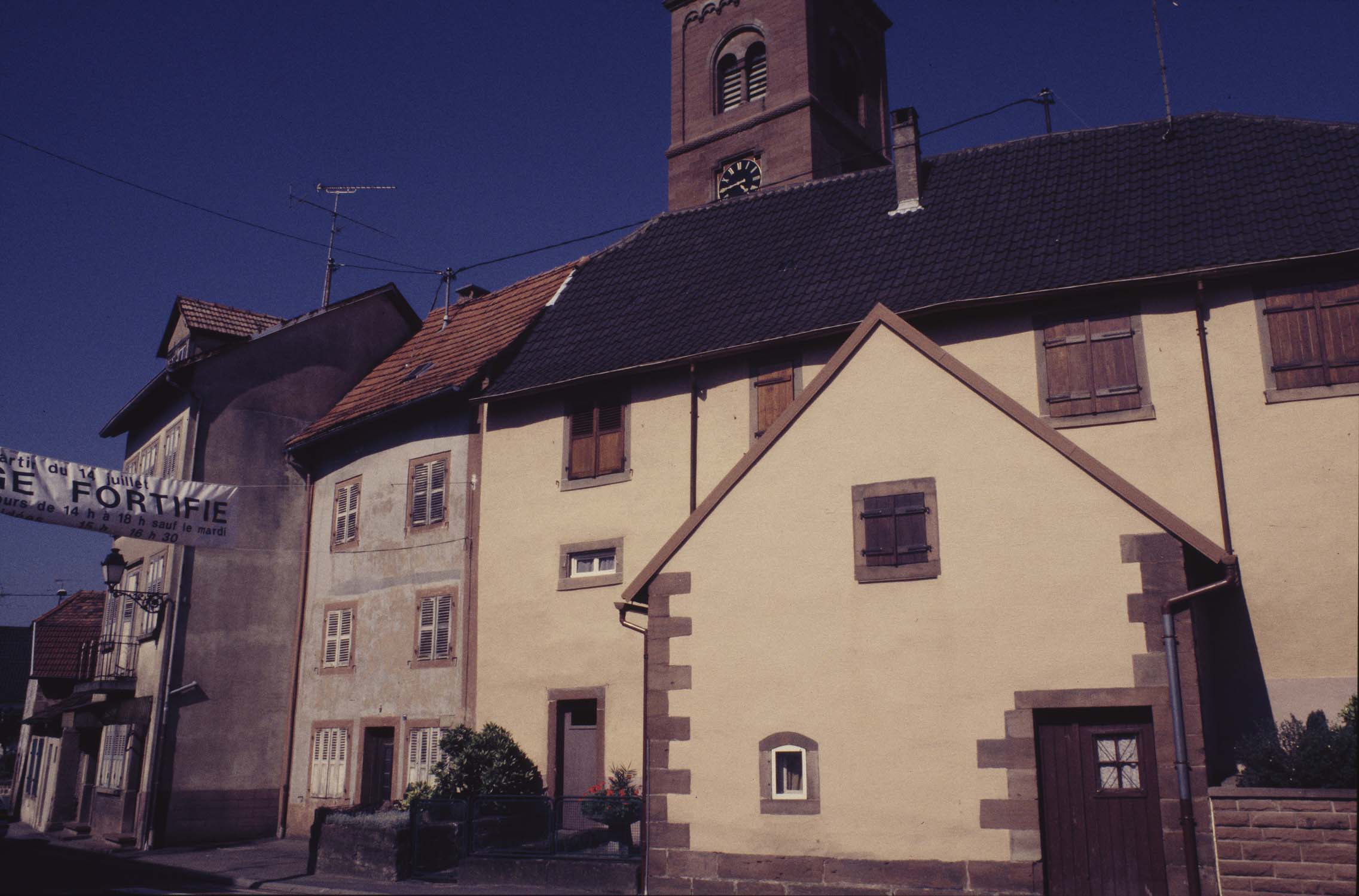 Refuge fortifié, vue d'ensemble
