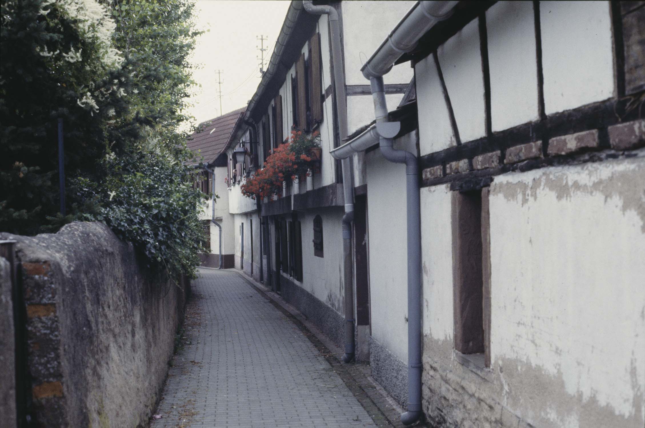 Rempart sud, vue partielle d'une ruelle