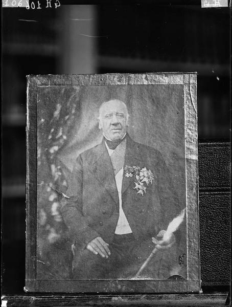 Portrait du général de Rottembourg arborant ses décorations