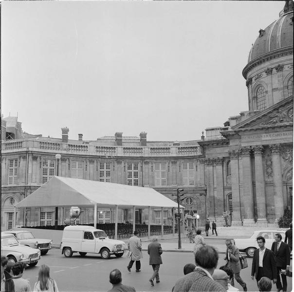 Hommage national à la mémoire de François Mauriac : préparation de la cérémonie, vue animée