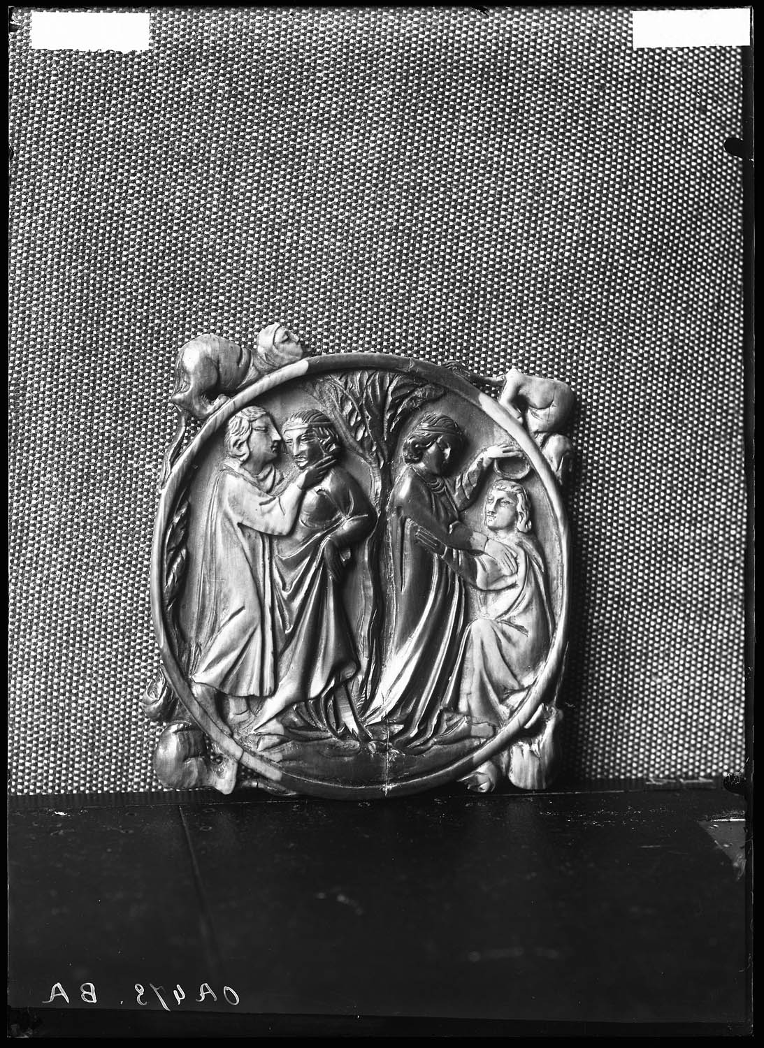 Valve de miroir, ivoire